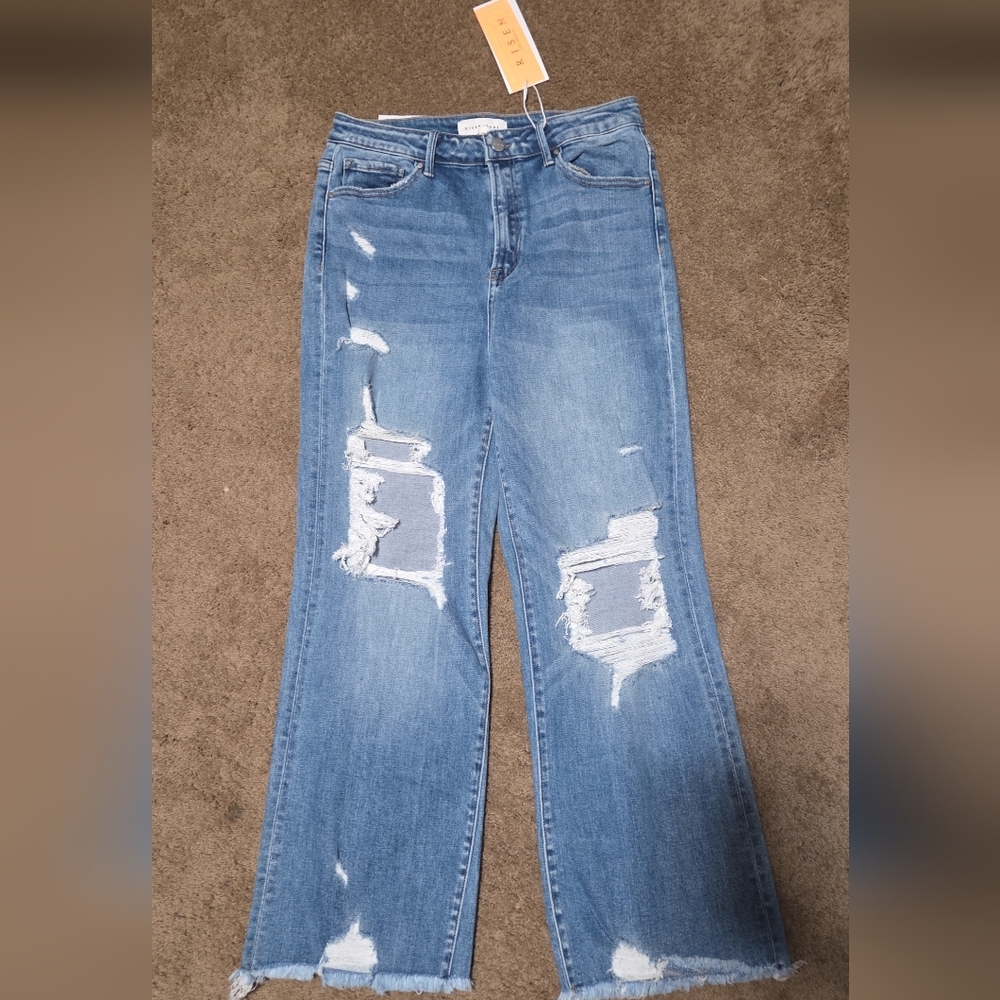 Distressed Risen Blue Jeans